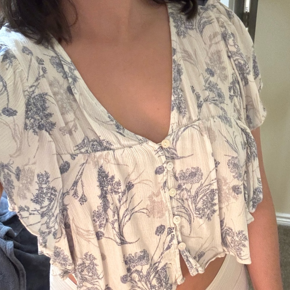 Floral crop top